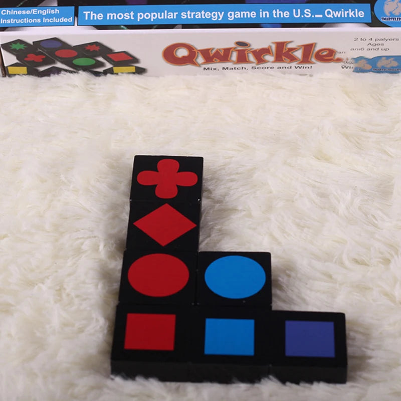 Cadeaux de Noël / Nouveaux jouets éducatifs pour enfants / Jeu de stratégie en bois Qwirkle / Jeu interactif parent-enfant / Jouets pour enfants et adultes